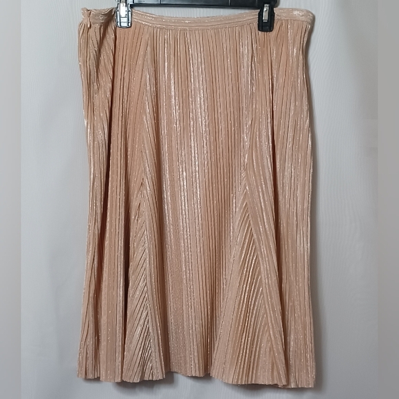 Anthropologie Maeve Ambra Pleated Pink Rose Metallic Midi Skirt. L - Picture 8 of 10